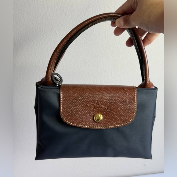 Longchamp Le Pliage Grey Nylon Tote Bag Short Handles - Picture 12 of 12